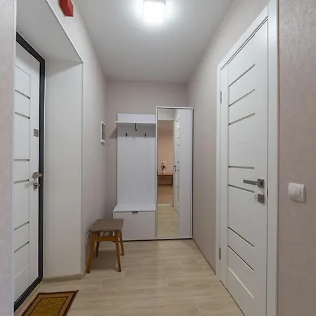 уютная современная,однокомнатная по проспекту леся курбаса 9д Apartamento